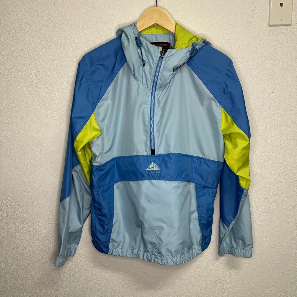 Women’s Nike ACG Windbreaker